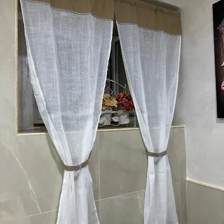 Chloehouse דירה *