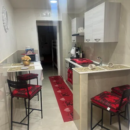 Chloehouse נאפולי
