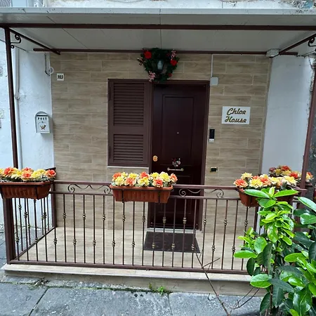 Chloehouse Apartament Neapol